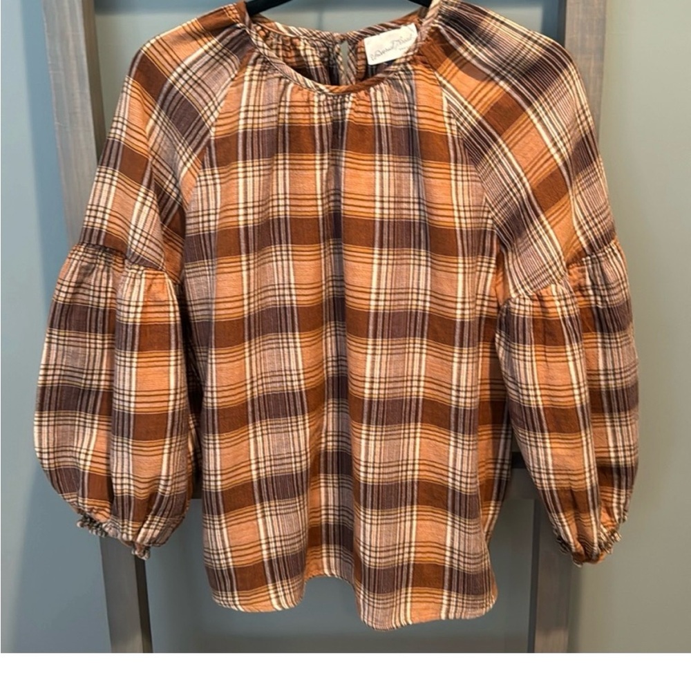 Farm girl chic plaid cotton soft blouse- the sleeves!